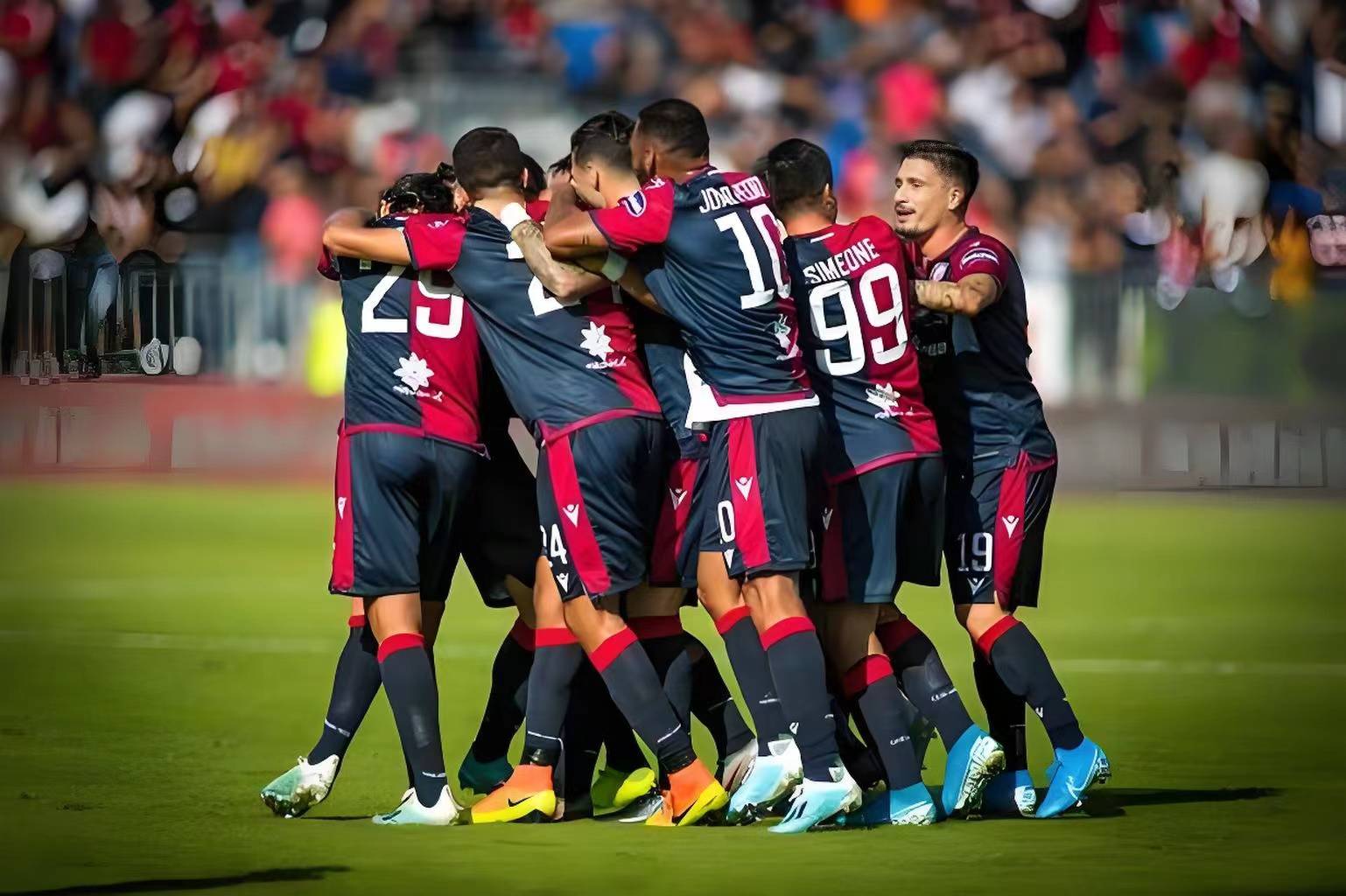 开云体育-柏林赫塔客场大胜,成为争冠热门球队