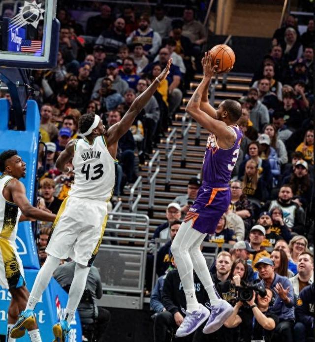 开云体育下载-太阳队新赛季首战频遭受挫进攻力不足的简单介绍