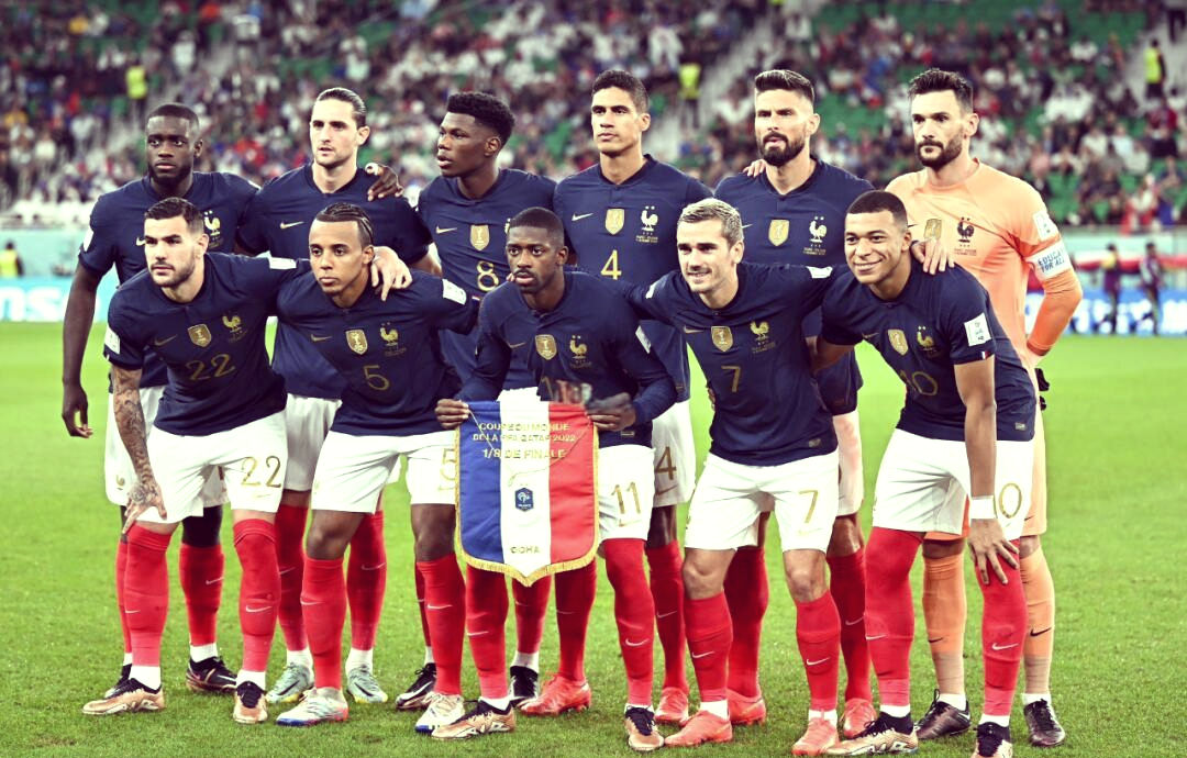 法国队连续三场胜利，稳坐领跑位置