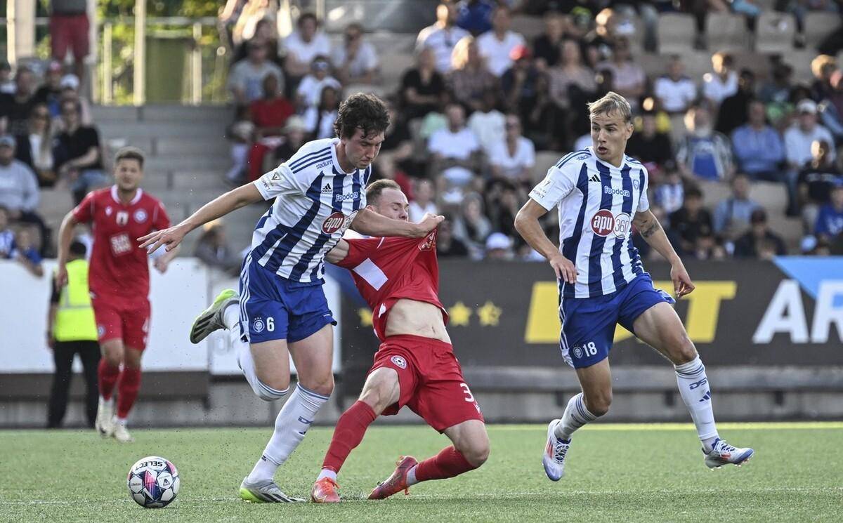 开云体育官网-马其顿队取胜芬兰,庆祝晋级下一轮比赛