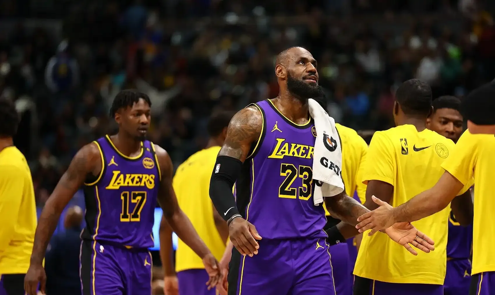 开云体育官网-球员赛前暗示伤愈复出,球队重整旗鼓的简单介绍