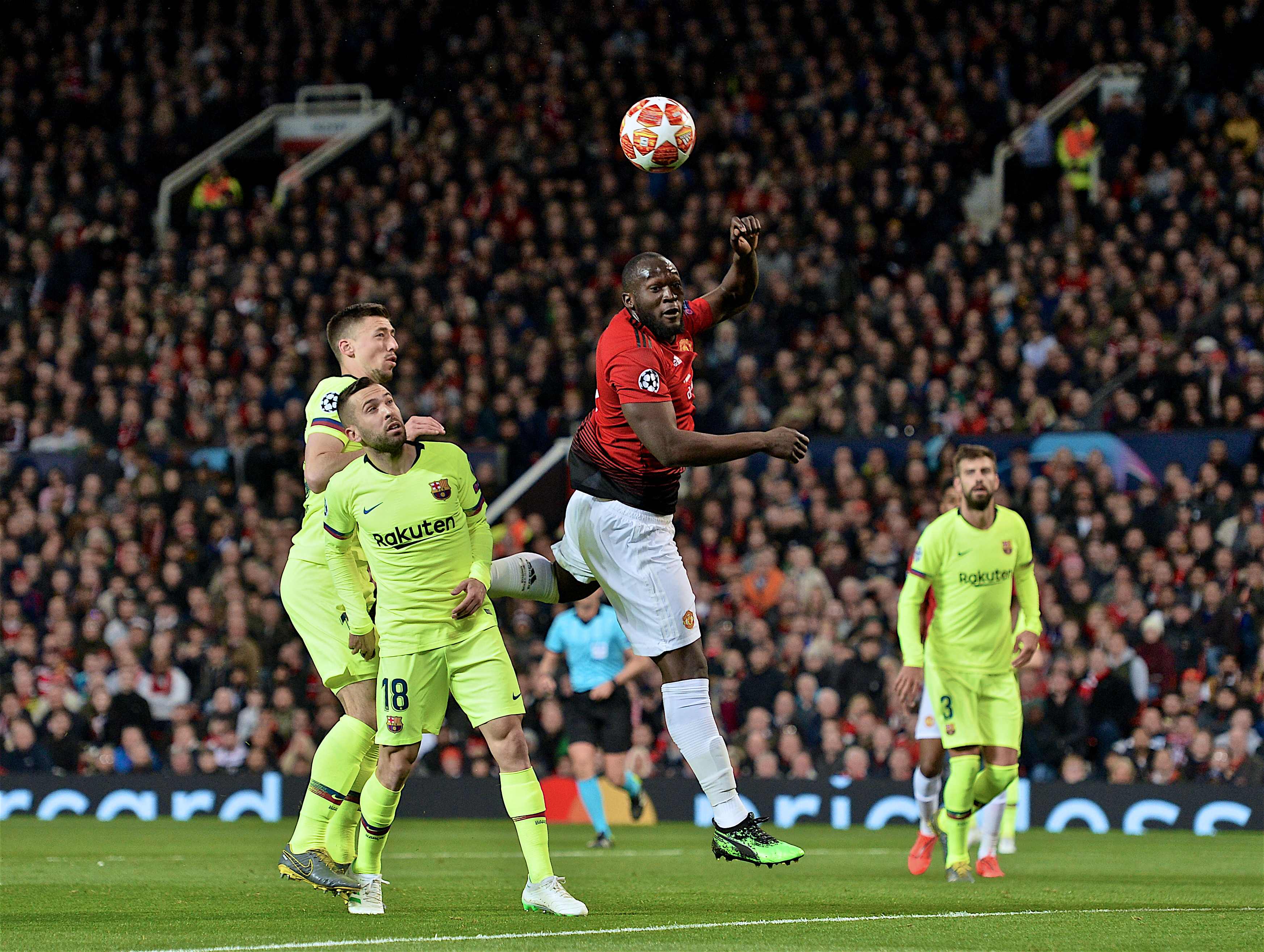 关于尤文图斯不敌曼联，晋级前景雾里看花的信息