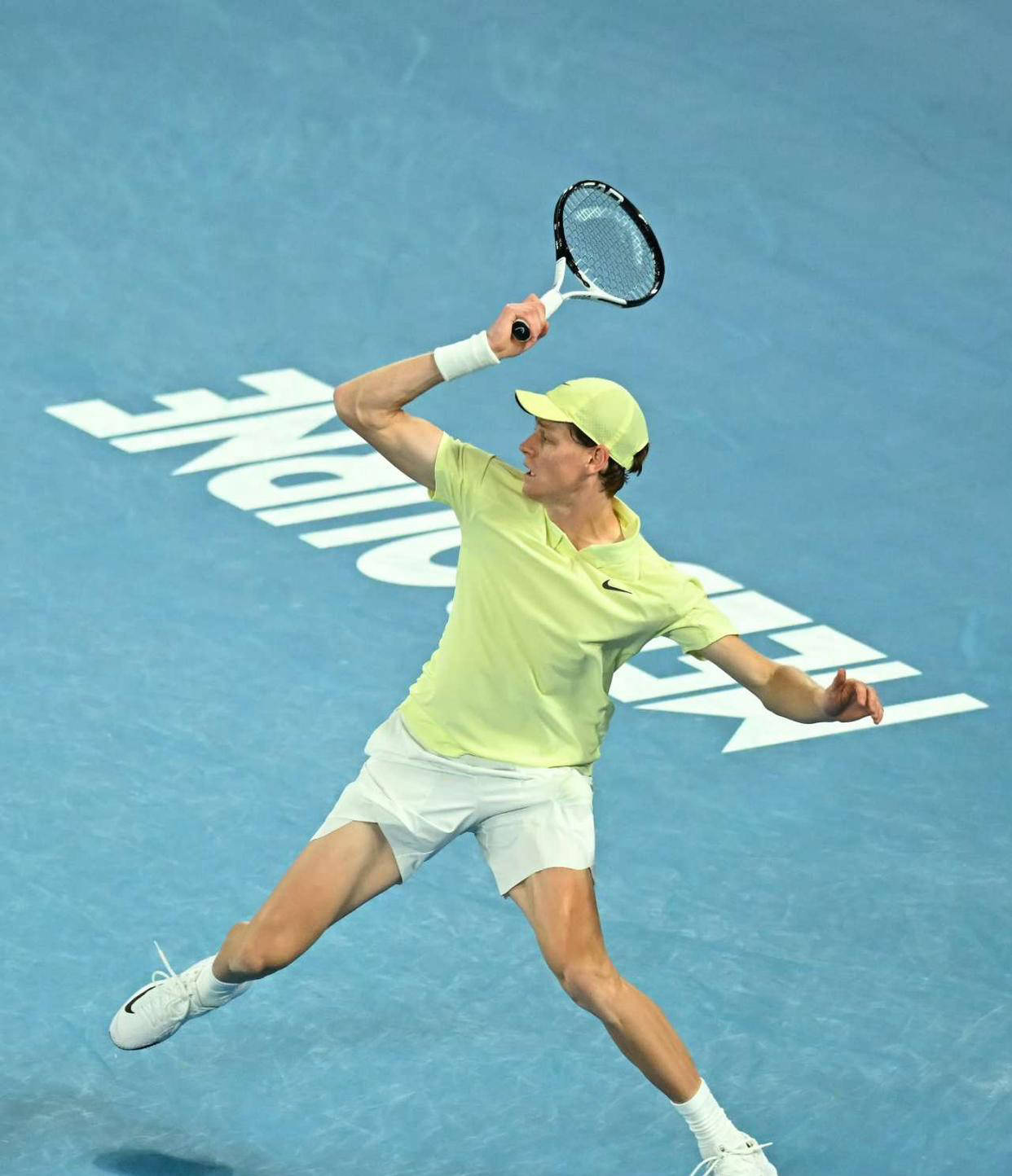 开云体育官方网站-西班牙男子网球选手成功晋级四强