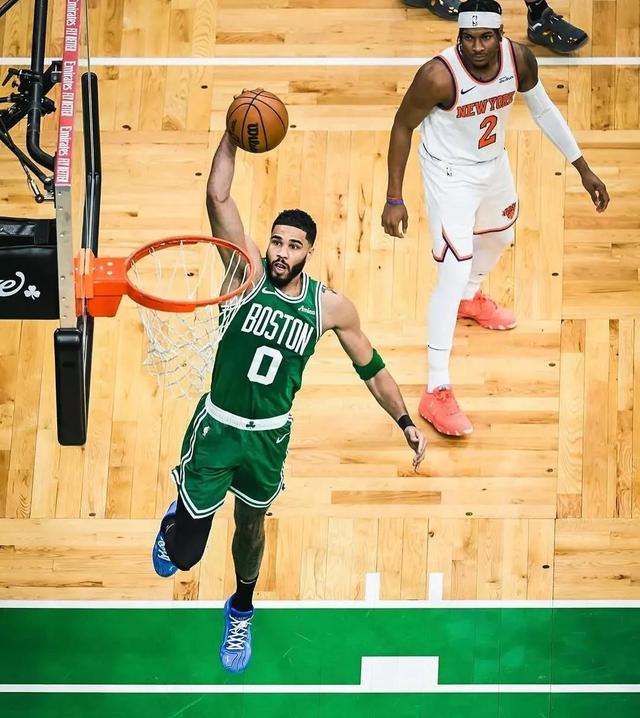 开云体育中国-尼克斯不敌灰熊,兰多夫表现平庸球队遗憾失利的简单介绍