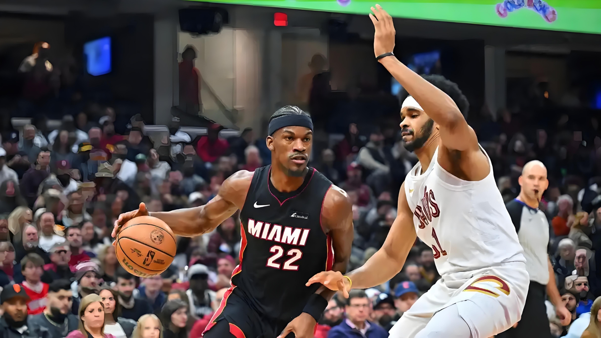 克里夫兰骑士客场战胜迈阿密热火,赢得关键胜利 克里夫兰骑士客场战胜迈阿密热火,赢得关键胜利