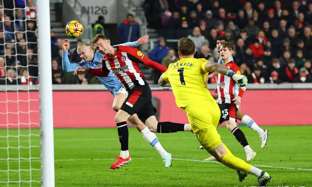 法兰克福神勇击败对手,取得胜利 法兰克福神勇击败对手,取得胜利