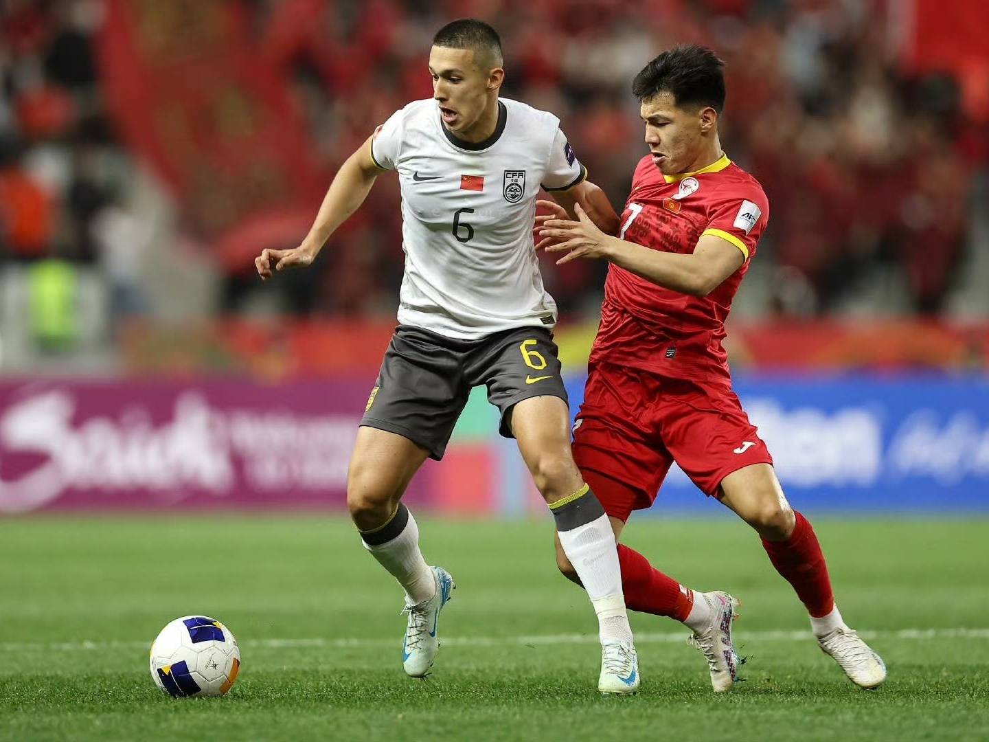 开云体育APP下载-亚洲足坛崭露头角的新一代球员