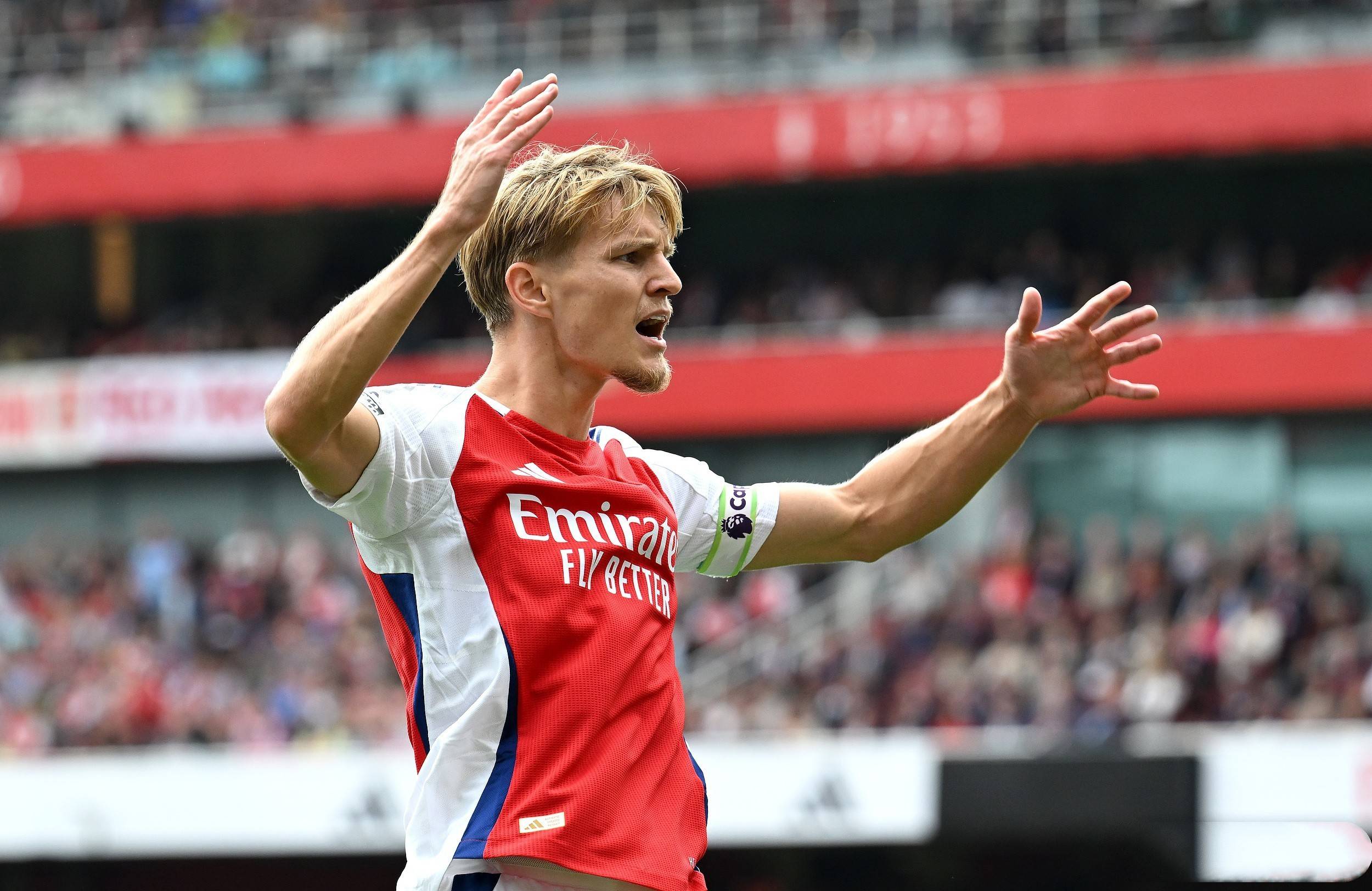 开云体育登录-包含阿森纳后防组织有序,积分逐渐追赶的词条