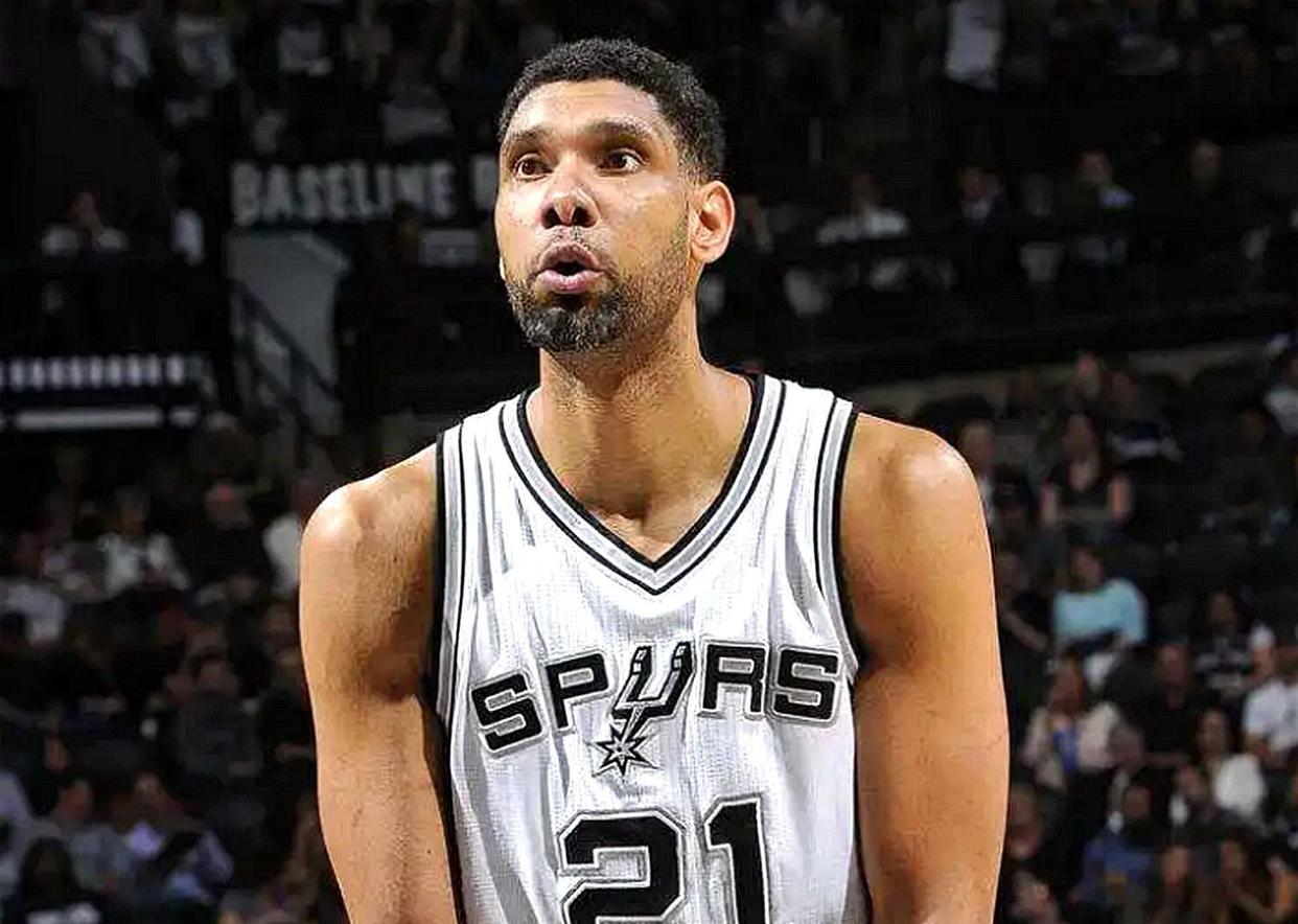 开云体育APP下载-马刺老将邓肯回归训练场地,教练组盛赞其视野出色的简单介绍