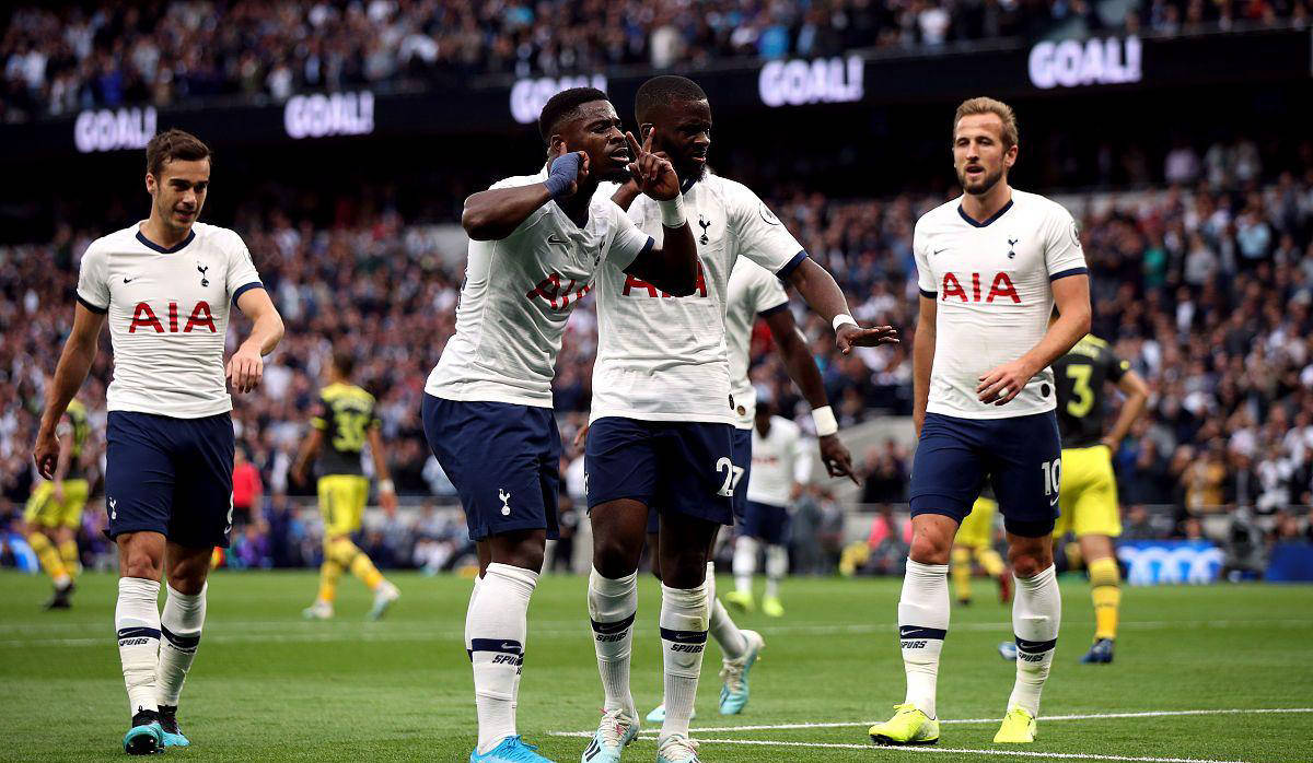 热刺客场制胜，球队保持冠军争夺态势