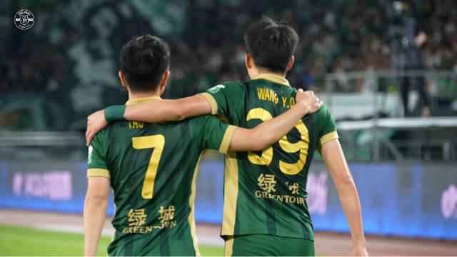 开云体育登录-浙江绿城主场不敌对手,球迷心情低落