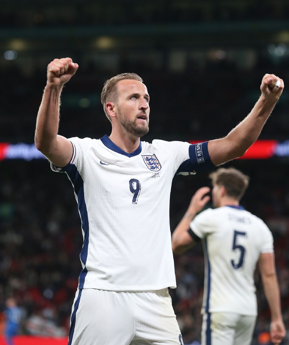 英格兰前锋梅开二度,率队豪取胜利的简单介绍 英格兰前锋梅开二度,率队豪取胜利的简单介绍