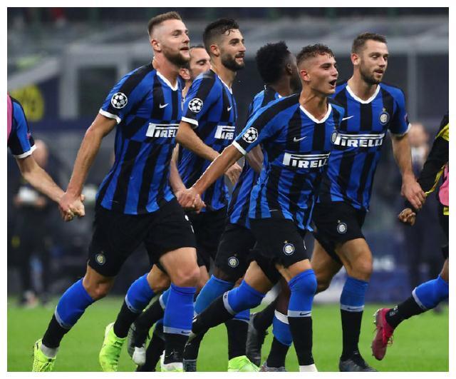 开云体育官网-意甲传奇助攻国米,那不勒斯击败佛罗伦萨