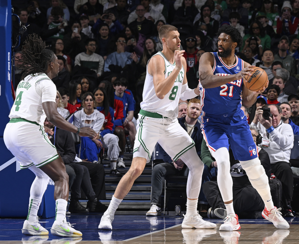 开云体育app-沙尔克遭遇惨败,连败多场比赛