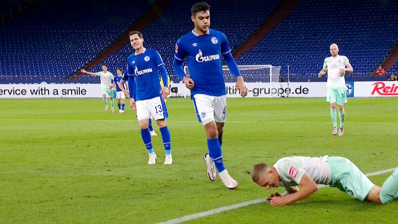 沙尔克遭遇惨败,连败多场比赛 沙尔克遭遇惨败,连败多场比赛