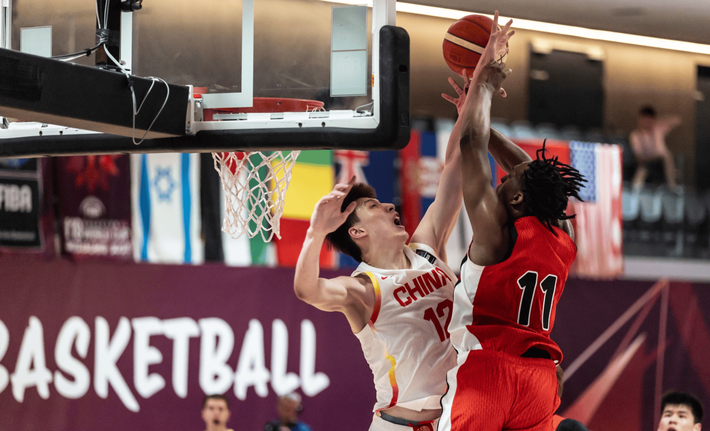 加拿大篮球锦标争夺激烈，球队实力均衡的简单介绍