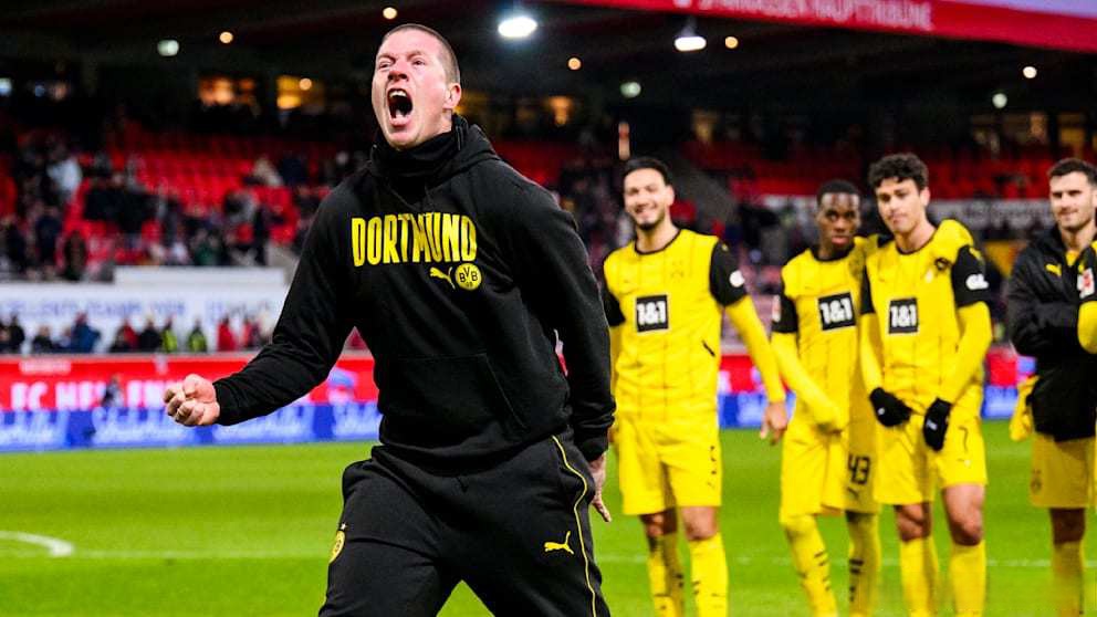 开云体育下载-多特蒙德主教练调整队形,期待取得突破