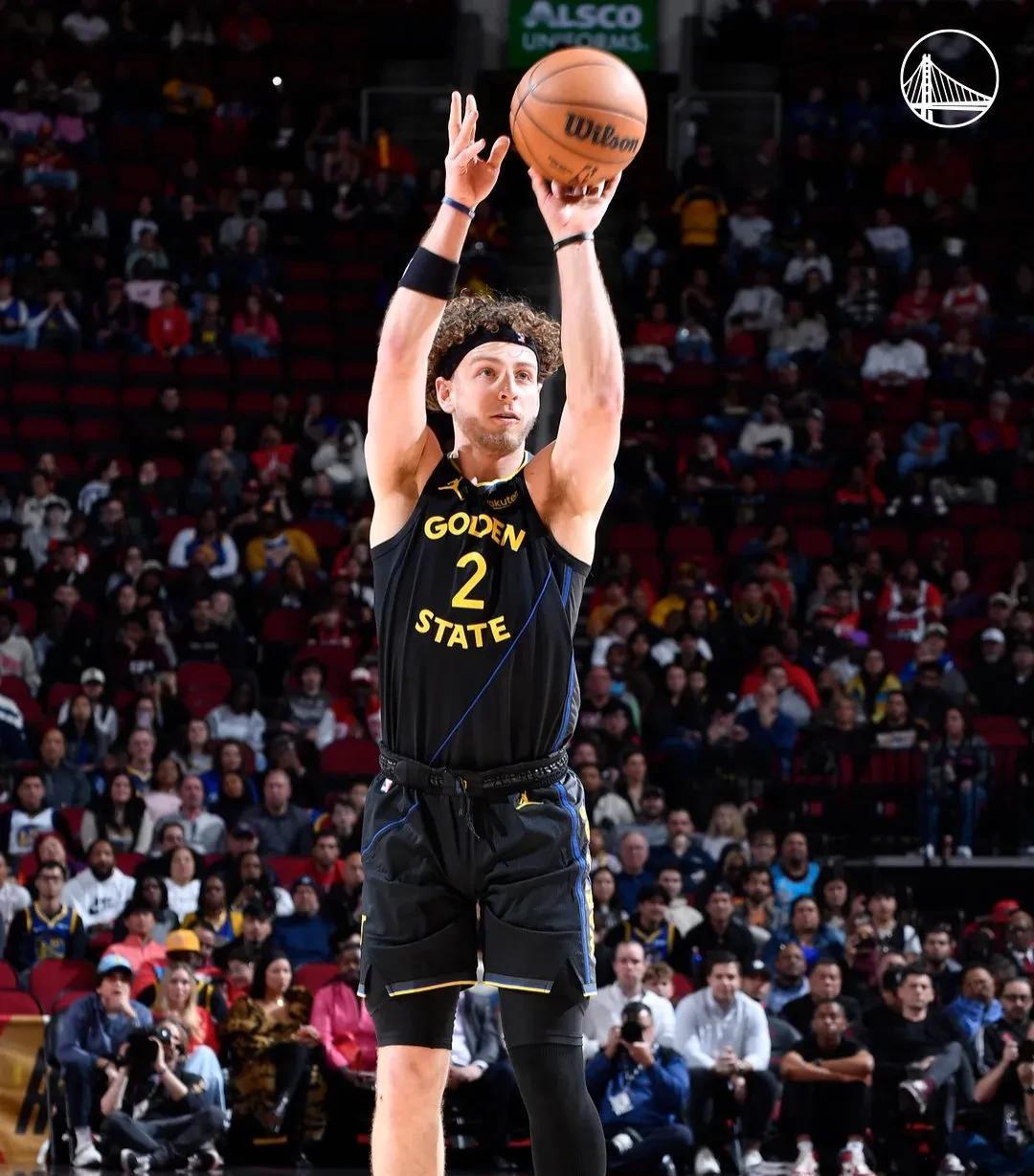 开云体育平台APP-巴特勒展现领袖风范,带队战胜对手