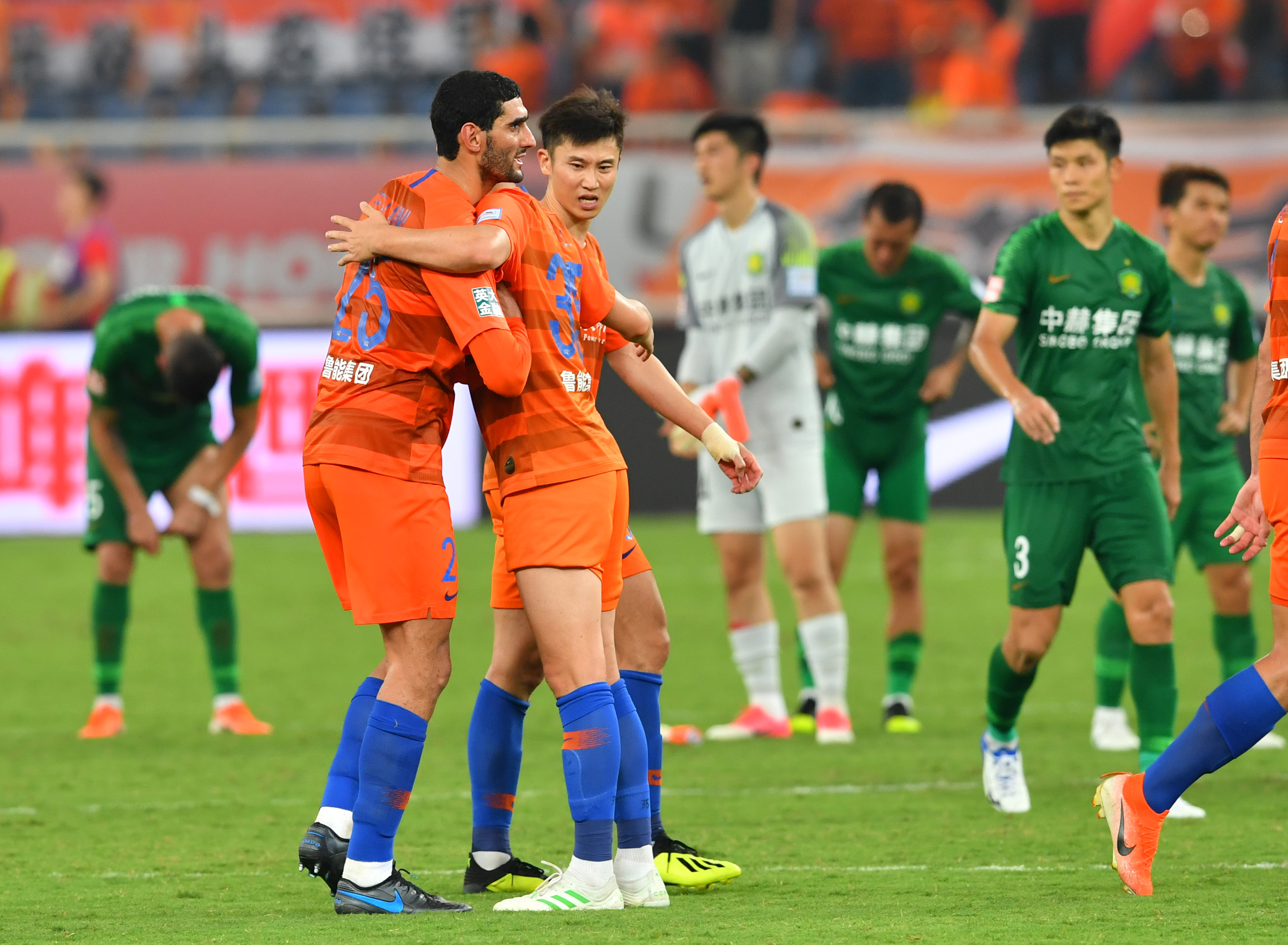 开云体育app-包含火爆场面!浙江绿城胜山东鲁能,积分榜崭露头角的词条