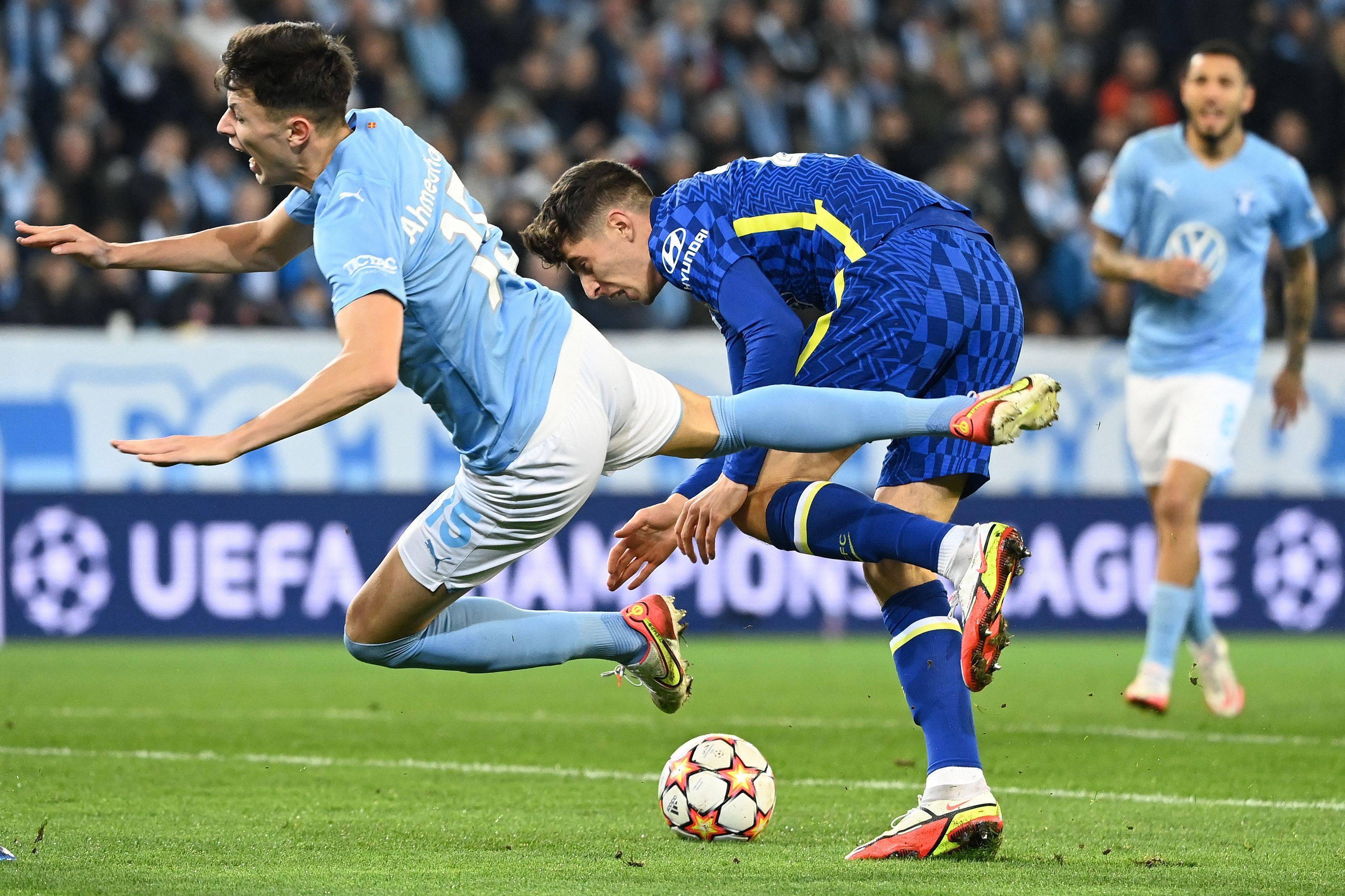 开云官网-曼城客场临危受命,取得胜利