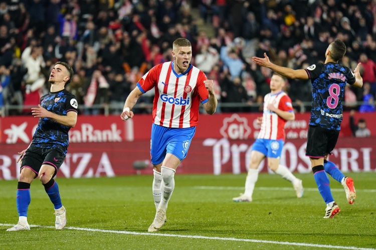 波尔多球员集训备战,力争下赛季重返欧洲 波尔多球员集训备战,力争下赛季重返欧洲