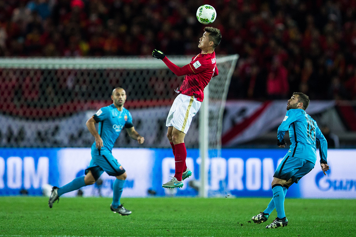 小组赛末轮关键战役，球队备战迎来高潮