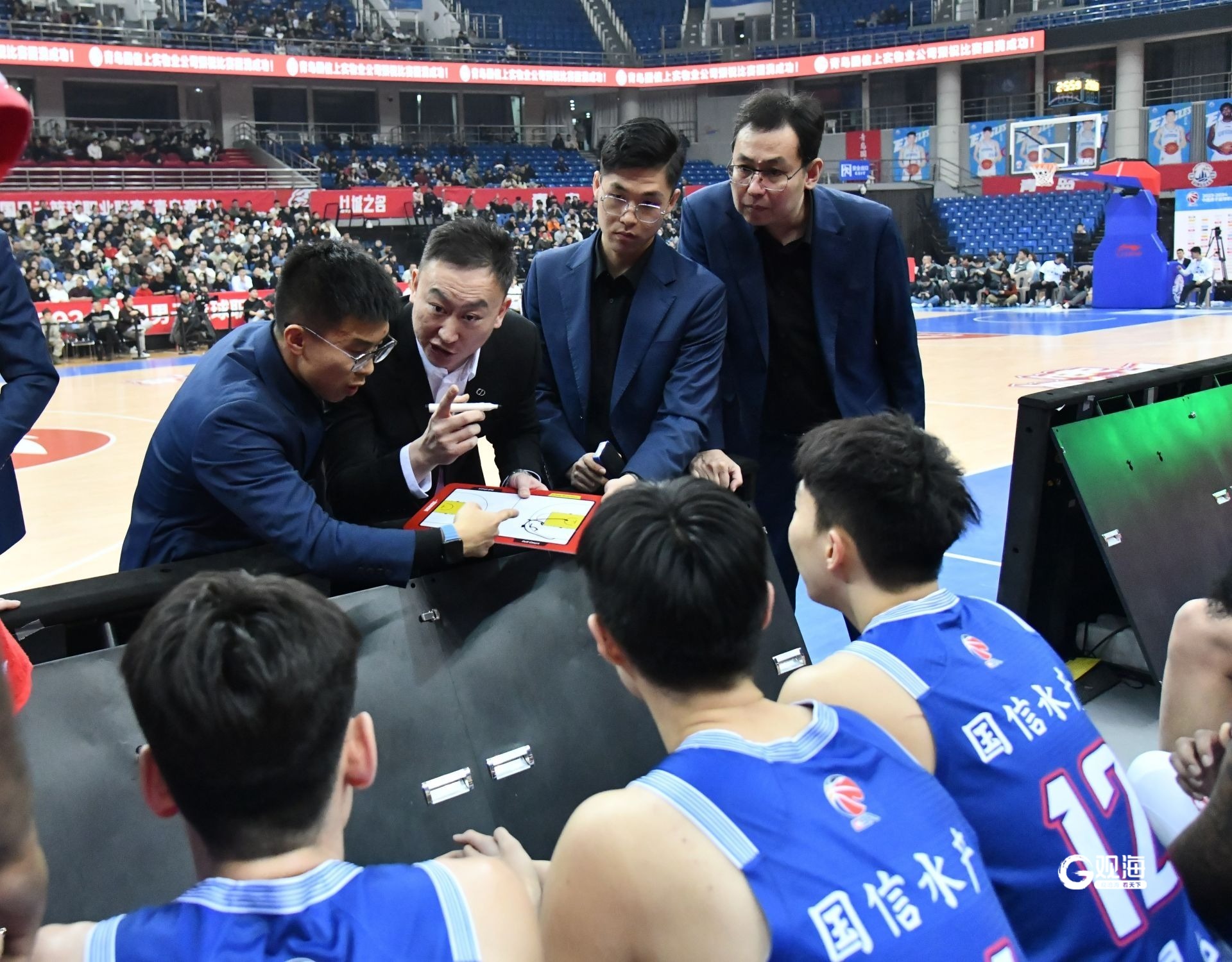 开云体育官网-包含福建龙狮突然爆发,连续三场胜利刷新纪录的词条