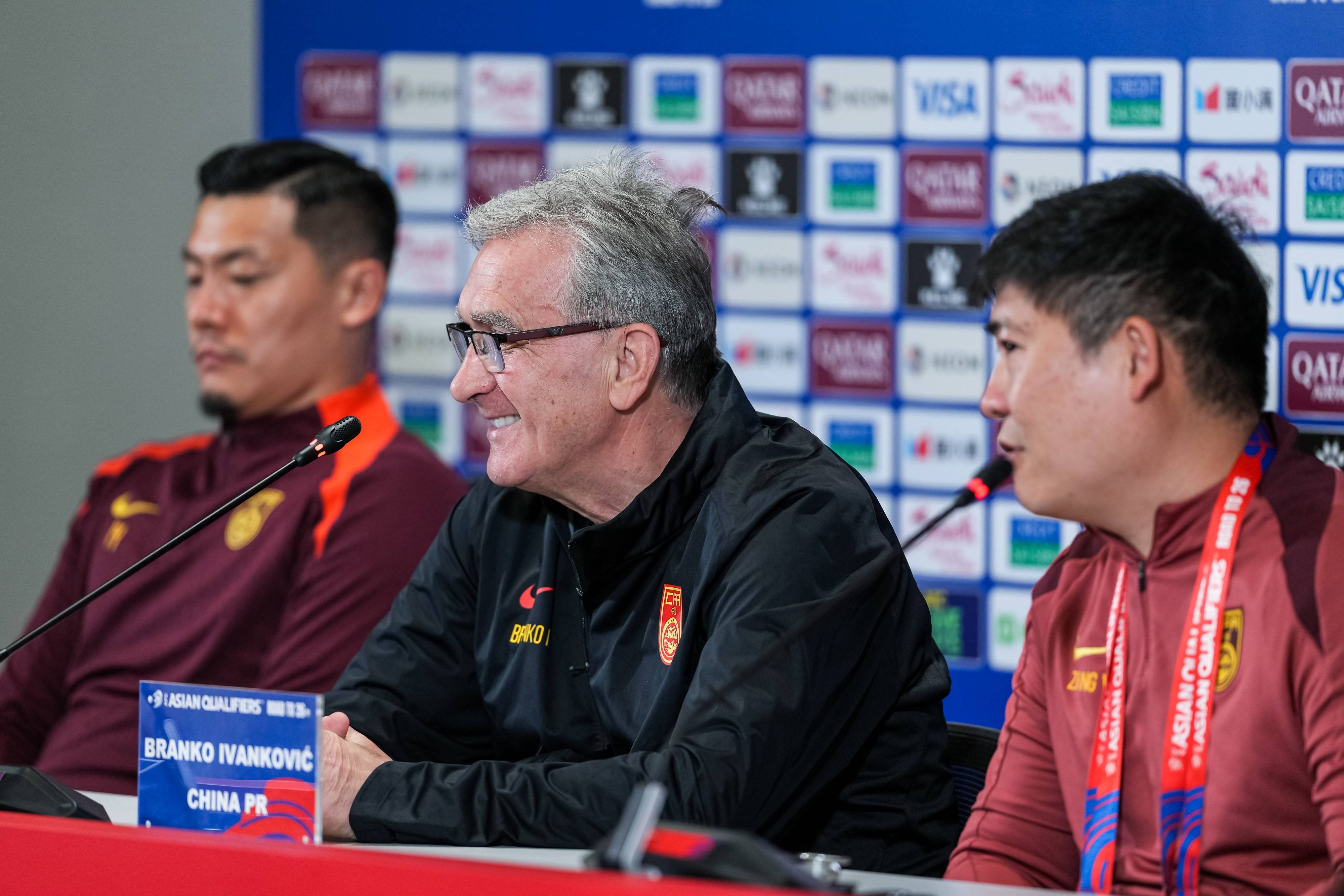 国家队在比赛中取得胜利,晋级下一轮 国家队在比赛中取得胜利,晋级下一轮