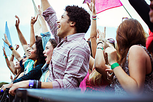 包含KT血洗DFM,Lehends极限生还后反打顶尖较量全球总决赛,让粉丝疯狂欢呼的词条 包含KT血洗DFM,Lehends极限生还后反打顶尖较量全球总决赛,让粉丝疯狂欢呼的词条