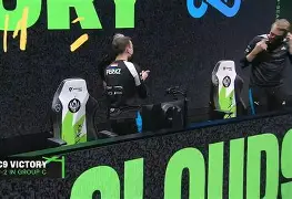 C9力克100T,Jankos打出惊人五杀宿敌对决成都决赛之夜,技惊四座 C9力克100T,Jankos打出惊人五杀宿敌对决成都决赛之夜,技惊四座