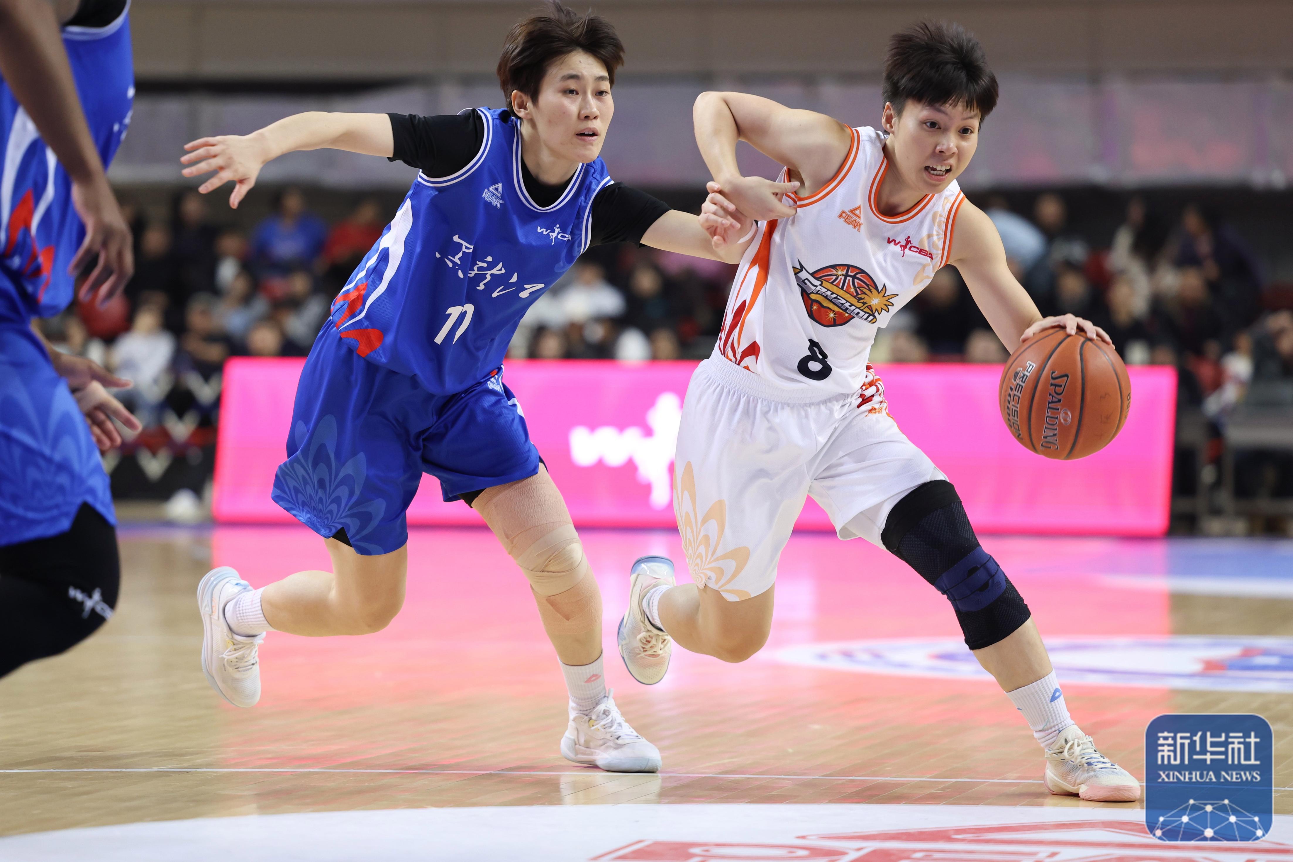 开云体育下载-包含激烈的角逐,球员们在比赛中斗志昂扬!的词条