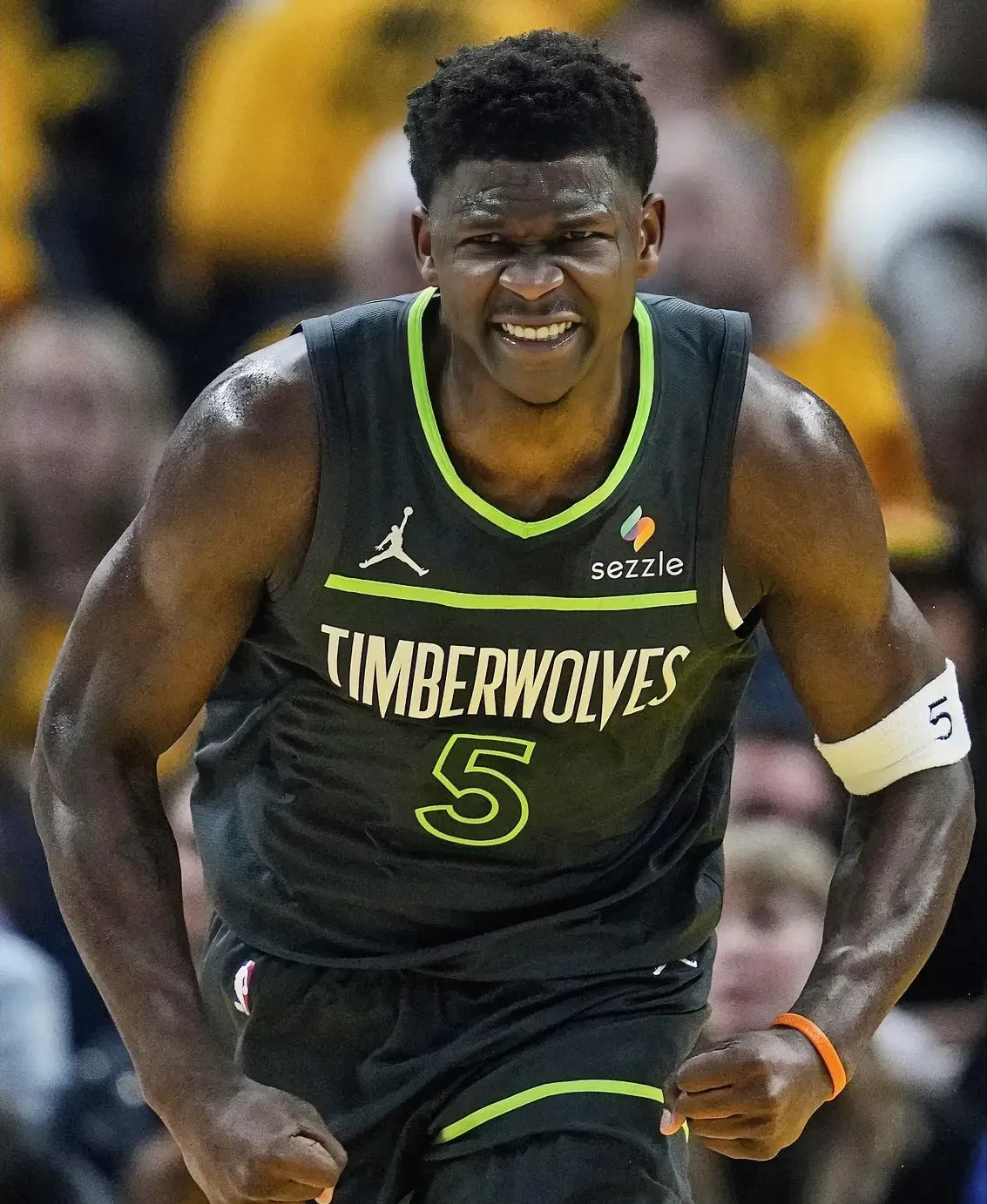 森林狼队球星遭遇伤病,赛季前景堪忧 森林狼队球星遭遇伤病,赛季前景堪忧