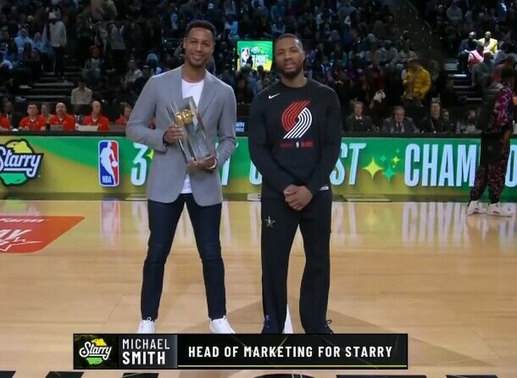 开云体育在线-开拓者后卫利拉德当选西部全明星赛先发