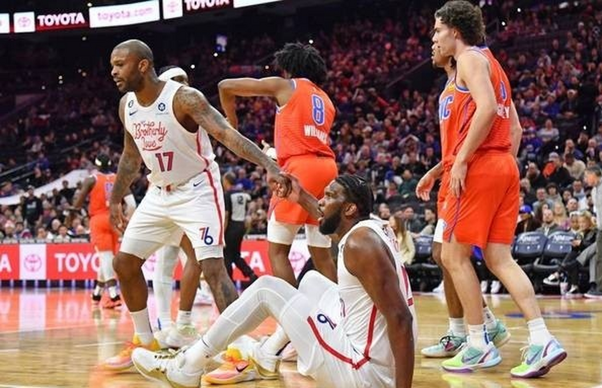 开云平台-北京队横扫雷霆,恩比德扛起全队