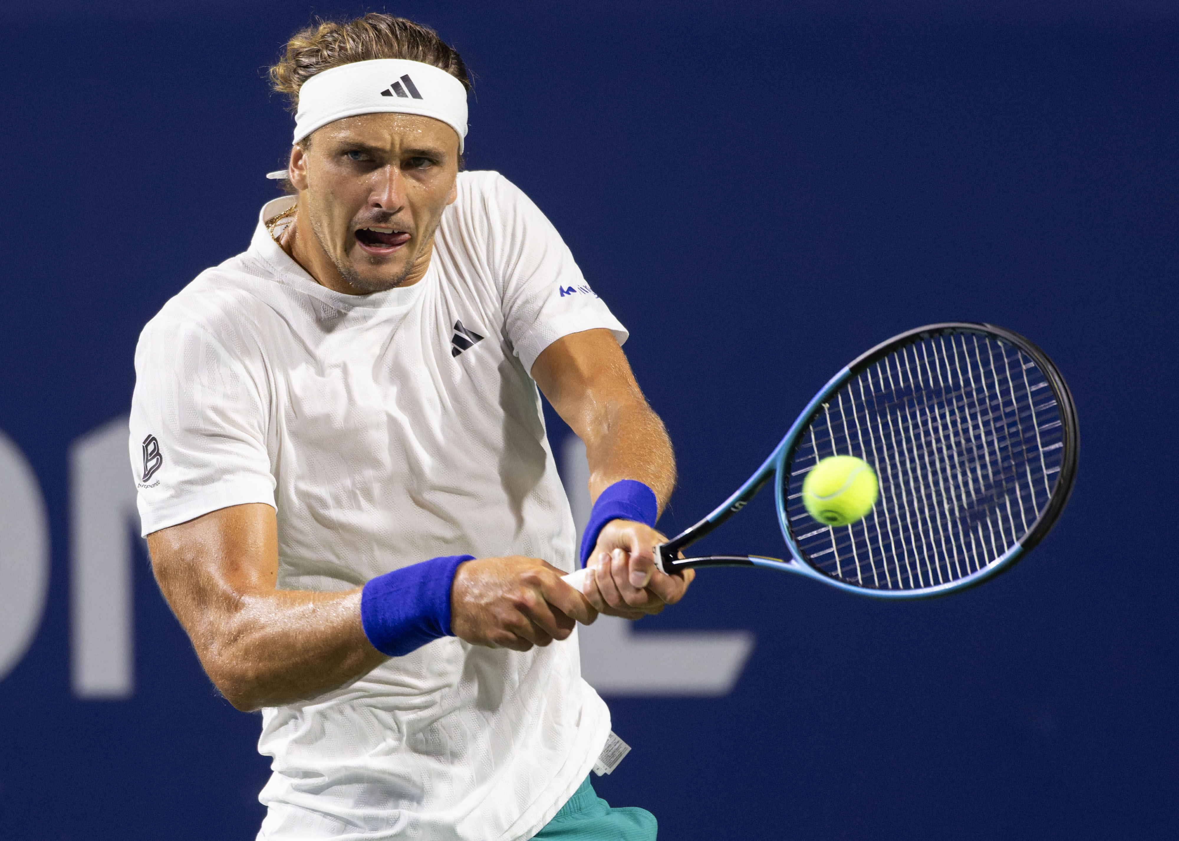 开云体育app-包含ATP总决赛轻取拉沃尔杯,兹维列夫统治全场的词条