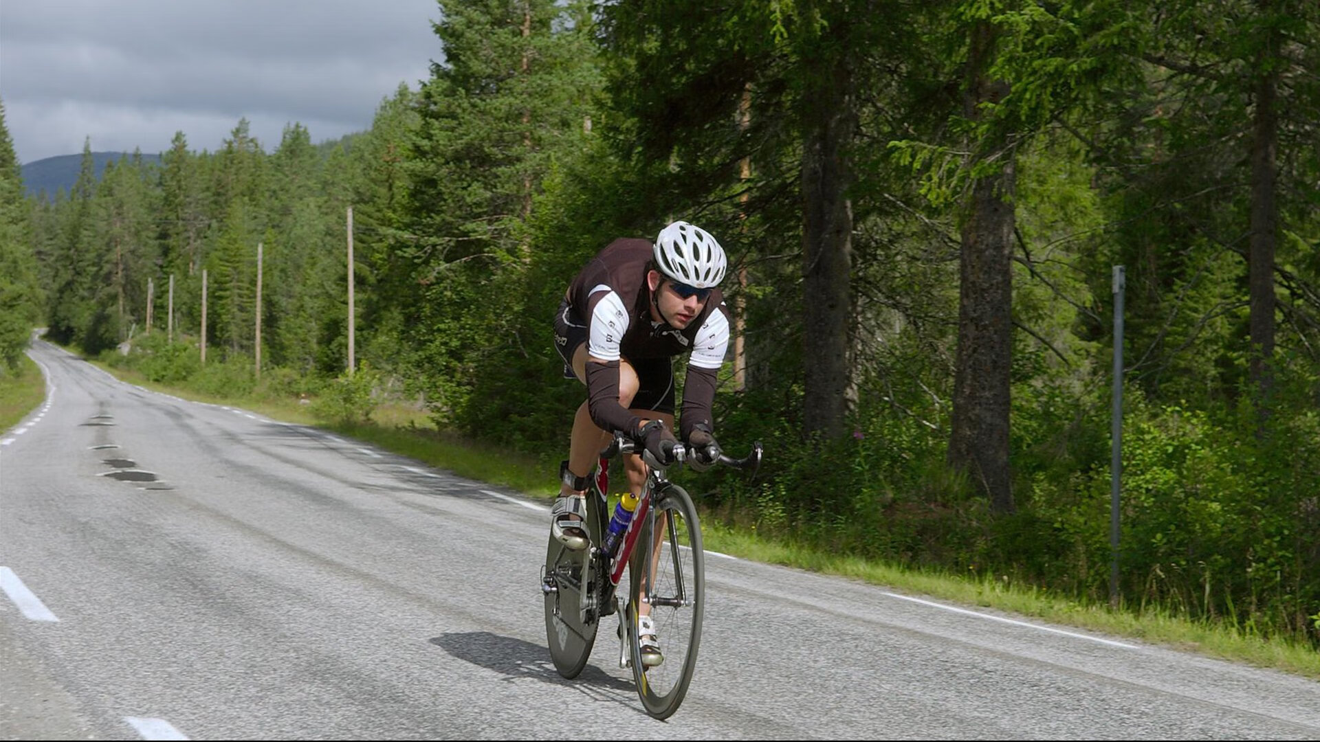南北双雄，约基奇的冠军焰火与猛龙队的冰封逆转