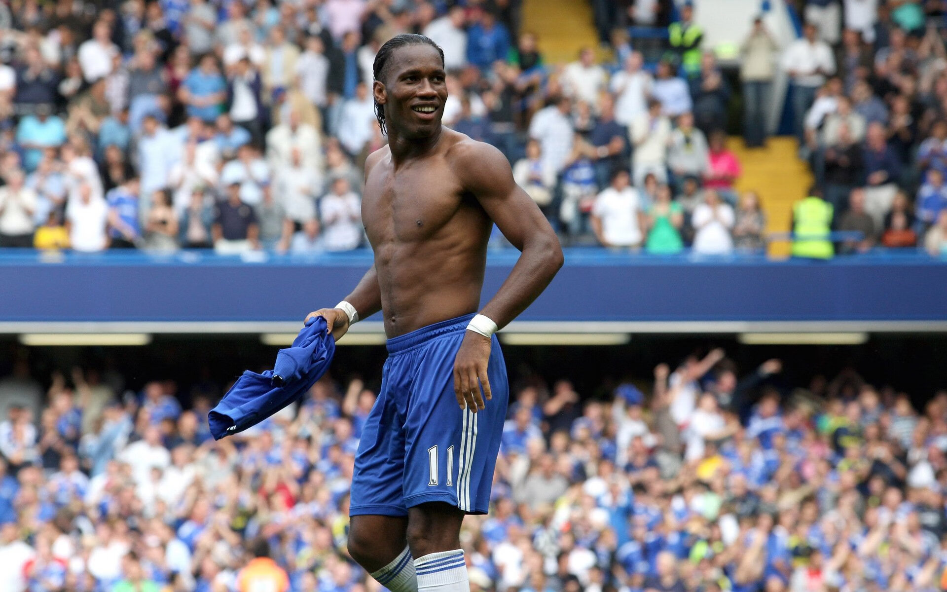 当阿圭罗空降德比，一次改写剧本的错误点燃赛场