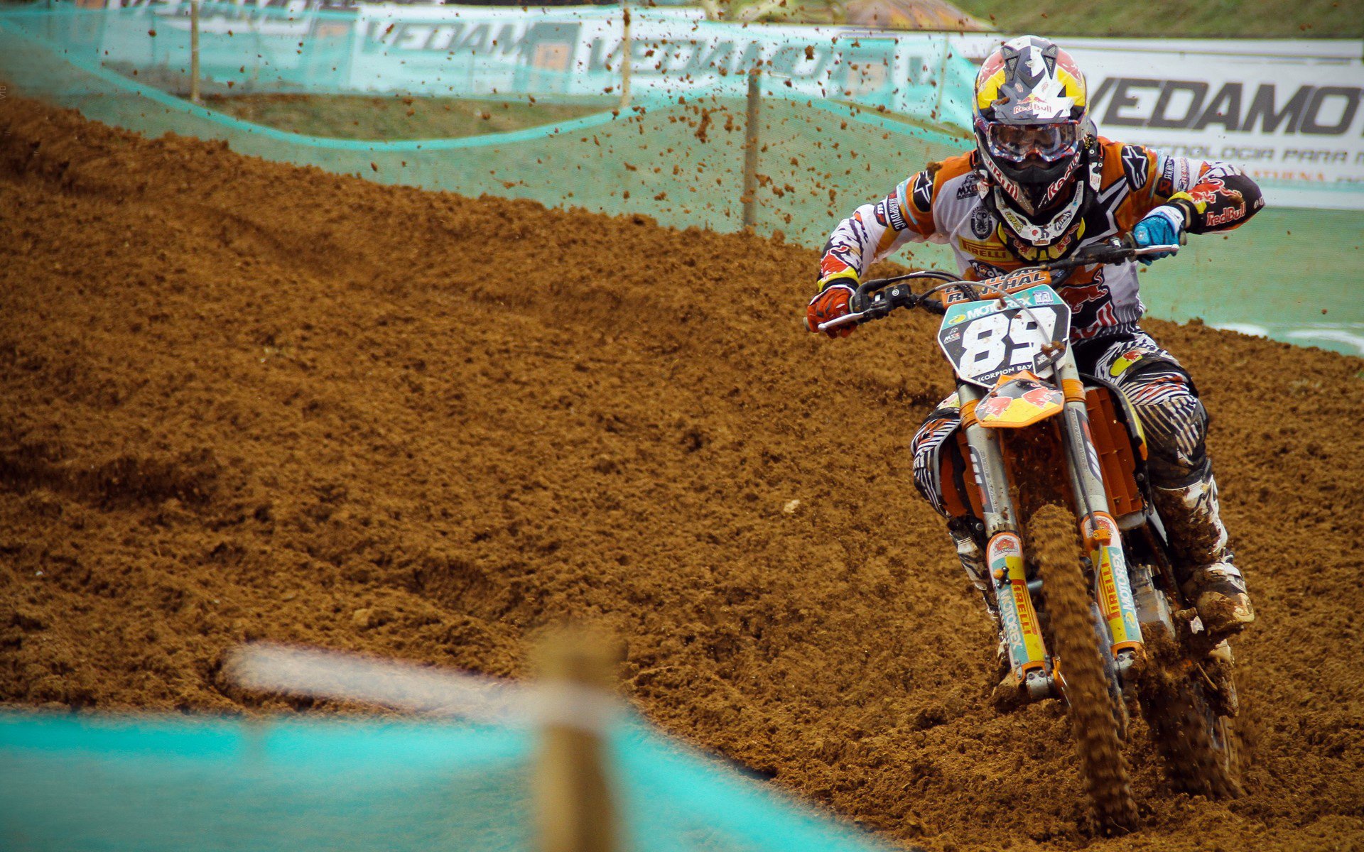 开云体育官网-当库里的目光穿透赛场,一场险胜背后的星辰时刻